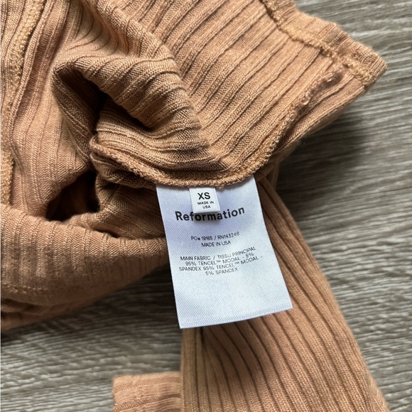 Reformation Gellar Knit Top ribbed V-Neck Long Sleeve Cardigan Sweater, Size: XS - Picture 6 of 7